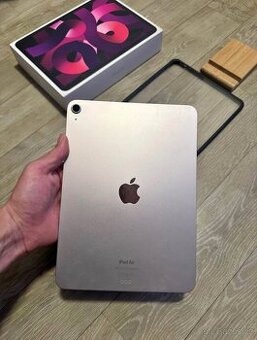 iPad Air 5 (2022)