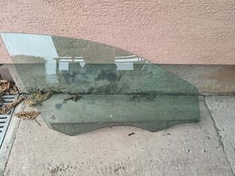 Škoda Octavia 3 sklo do dveří