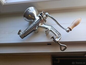 Nepoužití nový retro mlýnek na šťávu PORKERT 2A Českoslovens