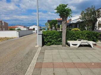 Chorvátsko apartmán 100 m od mora.