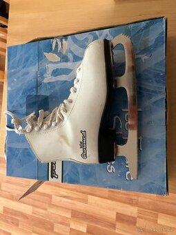 Dívčí brusle velikost 34