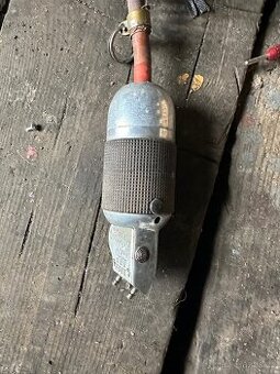 Starý holicí strojek