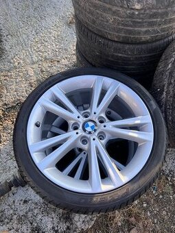 5x120 R18 styling 385 letni pneu Pzero