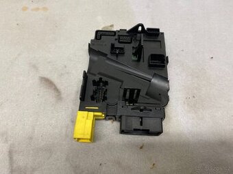 VW GOLF 5 2003-2008 - PODVOLANTOVÁ JEDNOTKA 1K0 953 549