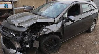 Prodám veškeré náhradní díly Opel Astra K 2019 1.4 turbo 110