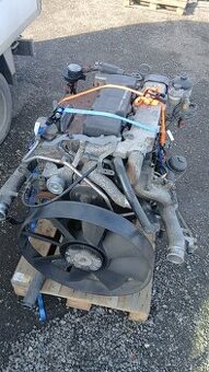 Man tgl 12.180 motor