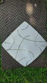 Svítidlo skleněné, se zdrojem patice E 27