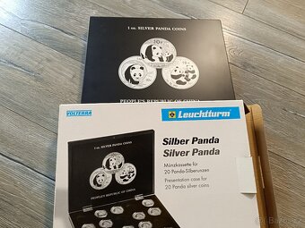 2 etue na 40 (20) ks stříbrných mincí Čínská Panda
