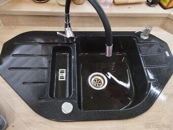 Dřez rohový Alveus