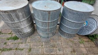 Pozinkované 200L sudy