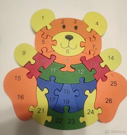 Dřevěné puzzle medvěd