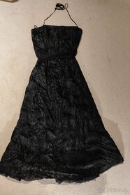 Krásné plesové černé šaty - 1