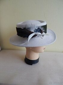 Dámský plstěný klobouk vel.54, zn. Mayser Milz
