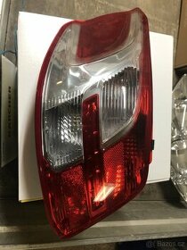 LZ světlo Peugeot 301