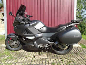 Prodám motocykl Honda Deauville NT700VA.