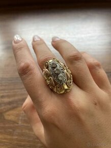 Starožitný zlatý dámský prsten