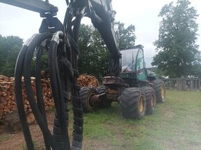 Prodám díly na harvestor 1270