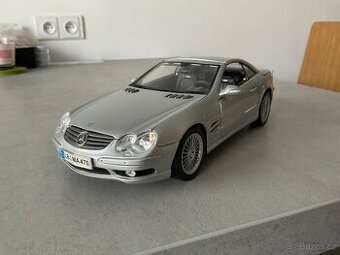 Model Mercedes Benz SL 55AMG 1:18