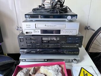 Retro elektronika