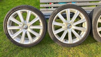 VW Omanyt r18 5x112