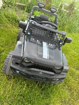 Dětské elektrické auto