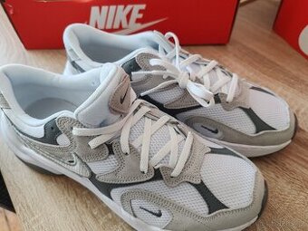 Prodám boty Nike Nové nenošené velikost 42.5