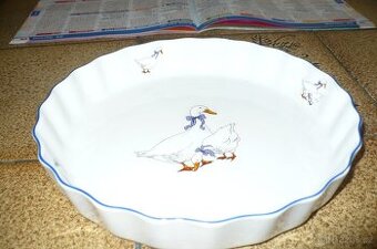 porcelánová zapékací mísa koláčová