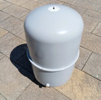 Expanzní nádoba Reflex 140 l