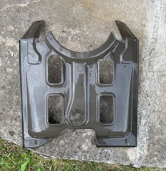 Nový plech pod nádrž Skoda 105/120