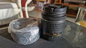 Nikon D 3400