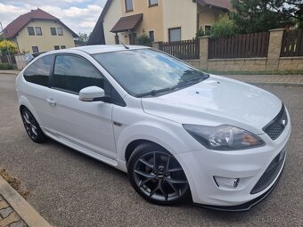 Ford Focus ST 2.5 turbo 310 hp - Creations Motorsport