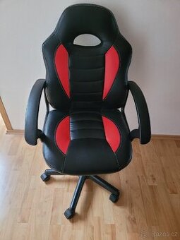 Dětská židle k psacímu stolu