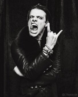 YUNGBLUD Praha