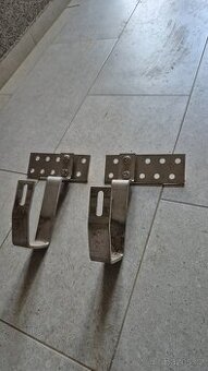 Střešní háky pro FVE