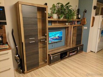 Obývací stěna za odvoz