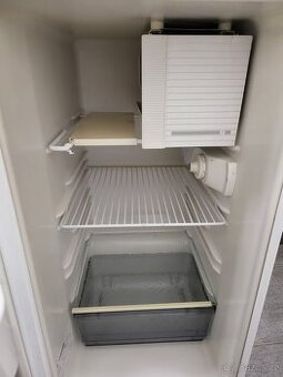 UZOUČKÁ lednička Liebherr