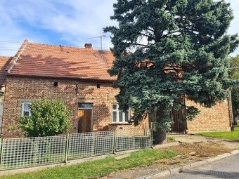 Prodej RD 3+1 a stavební pozemek v obci Louka