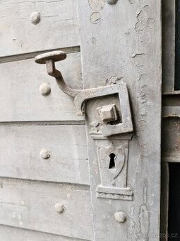 Historické dveře, historická vrata