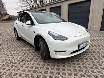 Tesla Model Y LR, 4x4, 114t km, odpočet DPH, nové zimní