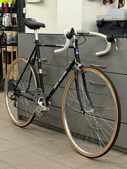 Silniční kolo Rock Machine