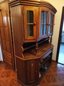 Skříň starožitná