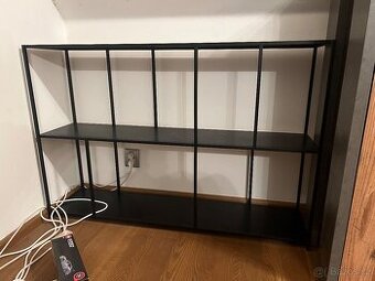 Černá kovová knihovna 120 x 80,5 x 30 cm