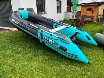 Člun Gladiátor 420 + motor Tohatsu
