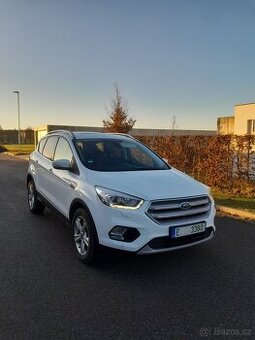 Prodám Ford Kuga 2.0TDCI 110KW nafta Titanium