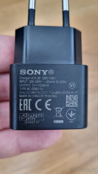 Nabíječka Sony UCH20