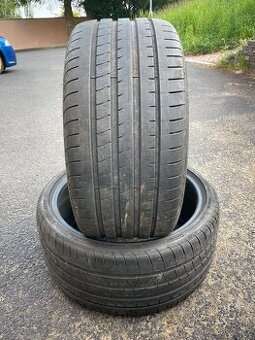 255/30/19 letní Goodyear F1
