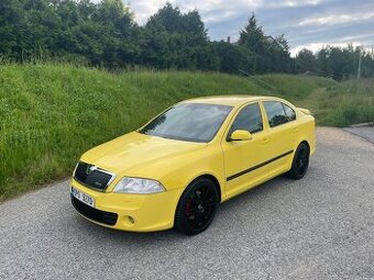 Škoda Octavia 2 RS 2.0 TFSI žlutá