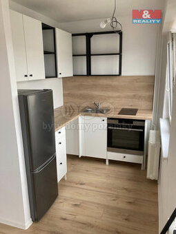 Pronájem bytu 1+kk, 29 m², Ostrava, ul. Nádražní