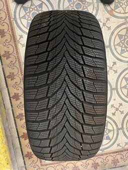 Zimní pneu NEXEN 245/40 R19
