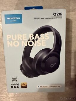 Sluchátka Soundcore Q20i